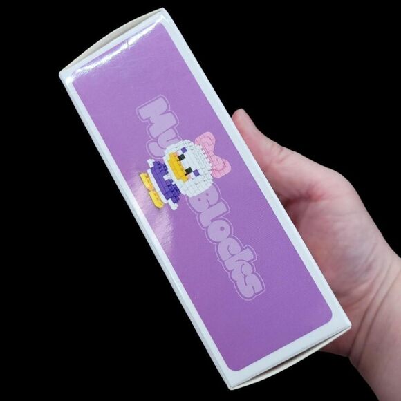 Brand New Disney Daisy Bricks Lego Figure - Picture 2 of 5